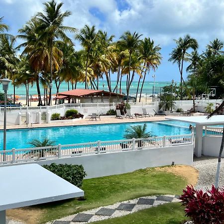 Beachfront Tropical Tantra Apartment Сан Хуан Екстериор снимка