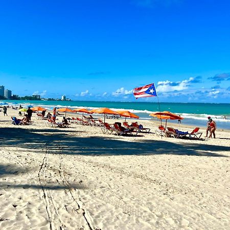 Beachfront Tropical Tantra Apartment Сан Хуан Екстериор снимка