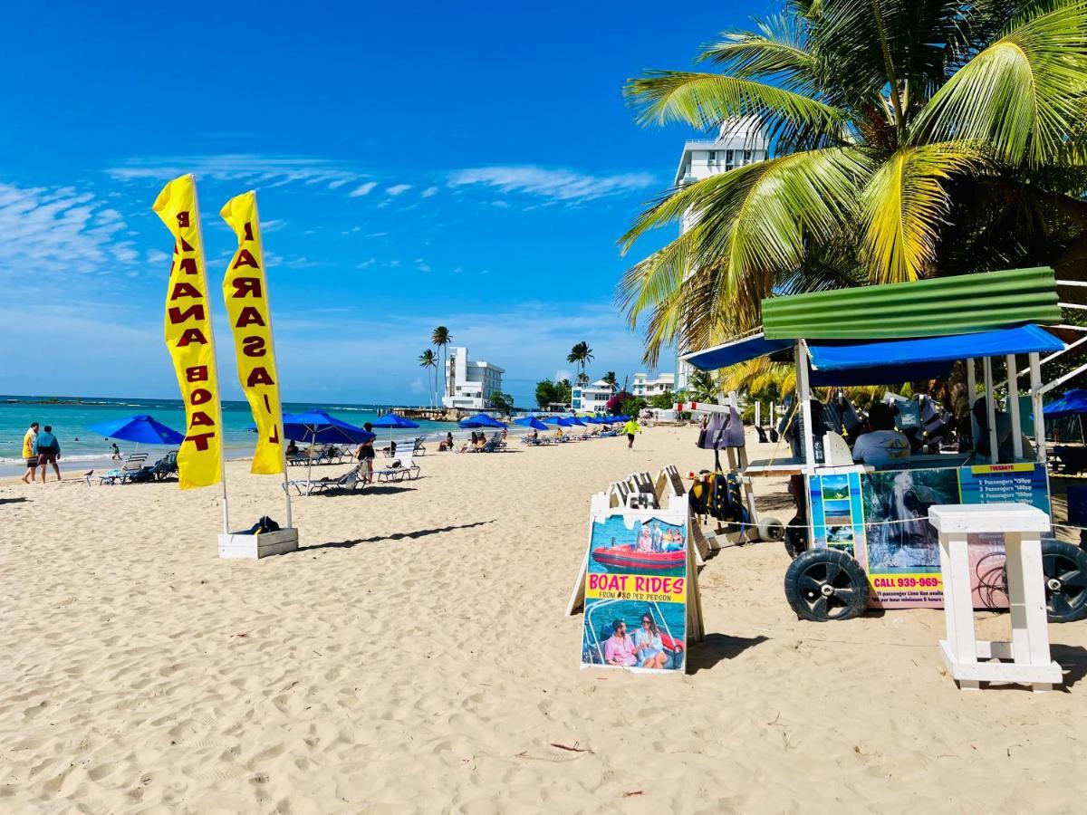 Beachfront Tropical Tantra Apartment Сан Хуан Екстериор снимка