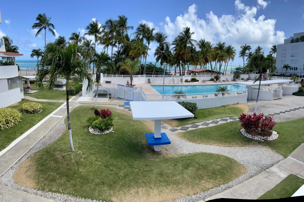 Beachfront Tropical Tantra Apartment Сан Хуан Екстериор снимка