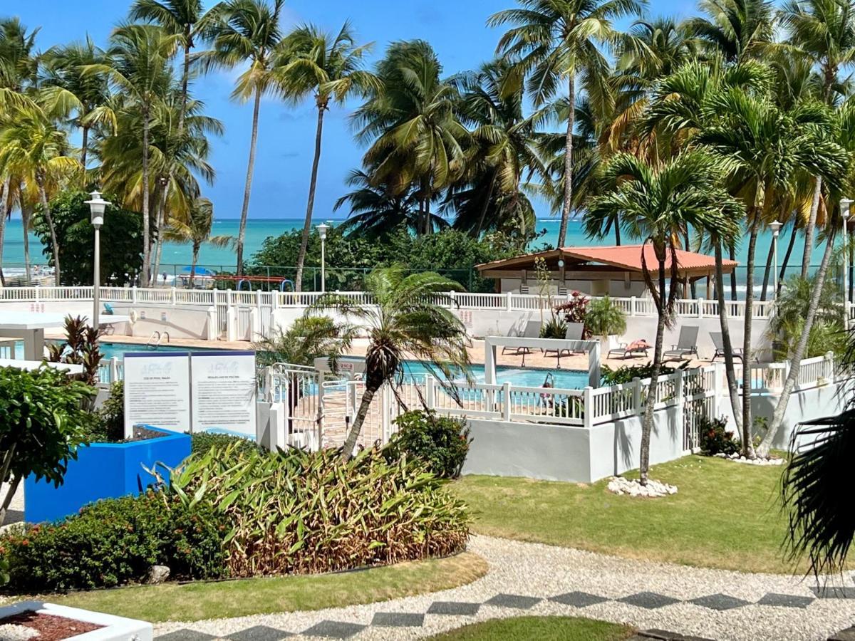Beachfront Tropical Tantra Apartment Сан Хуан Екстериор снимка